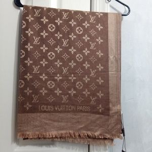 Louis Vuitton Paris Scarf